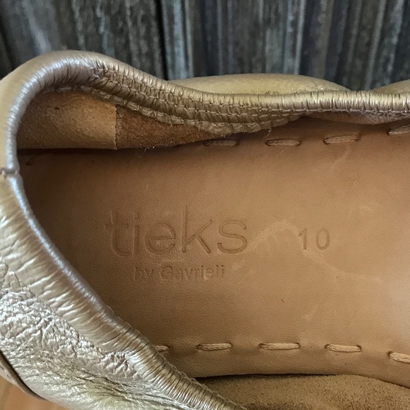 TIEKS METALLIC GOLD BALLET FLATS - Picture 12 of 12